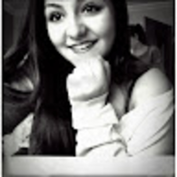 Meet your Posher, Dina - Picture 1 of 1